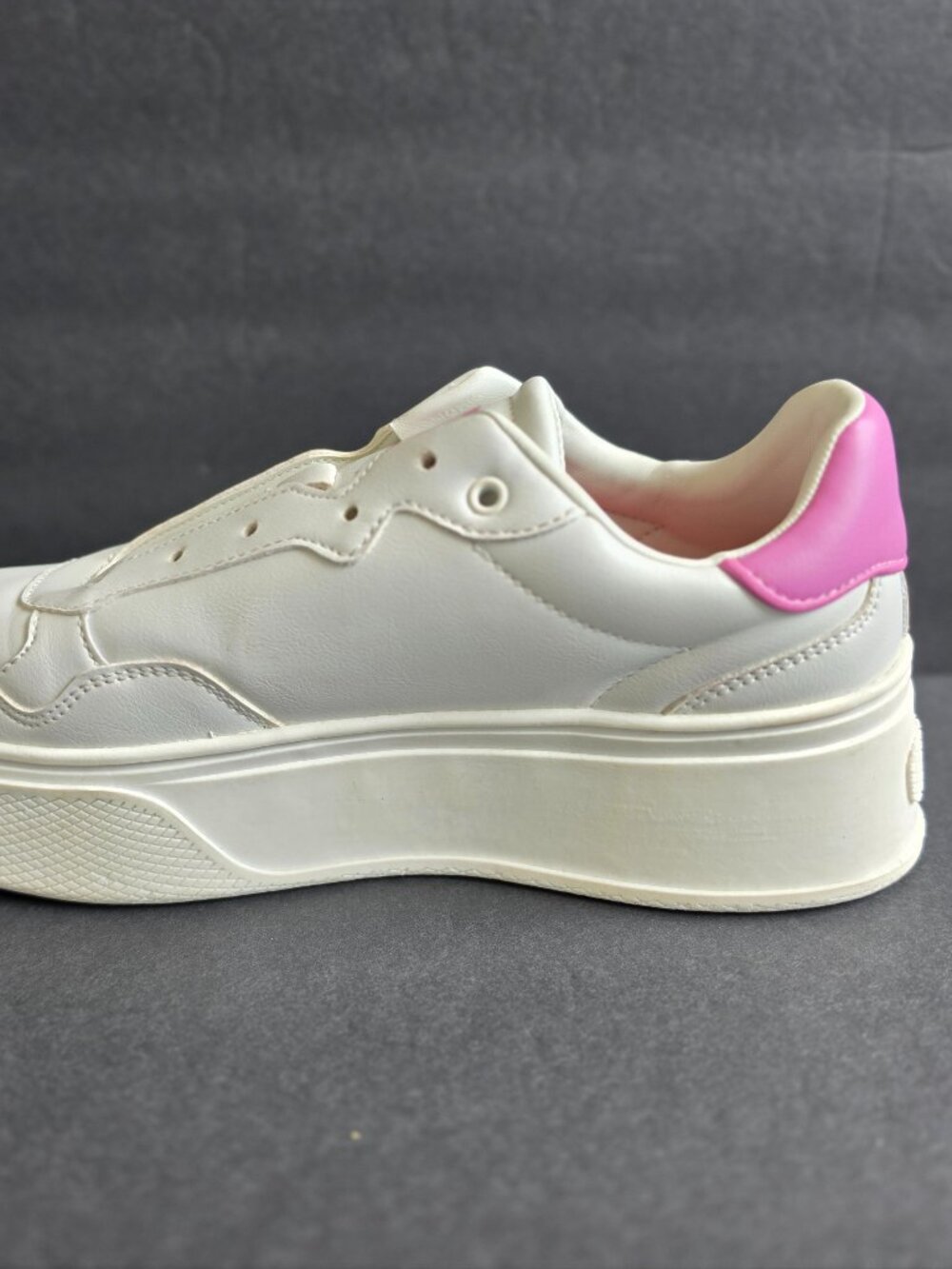 EUC - Bershka Care Bears Platform Sneakers Women’s Sz 10 White Pink Kawaii Shoes - Picture 10 of 12